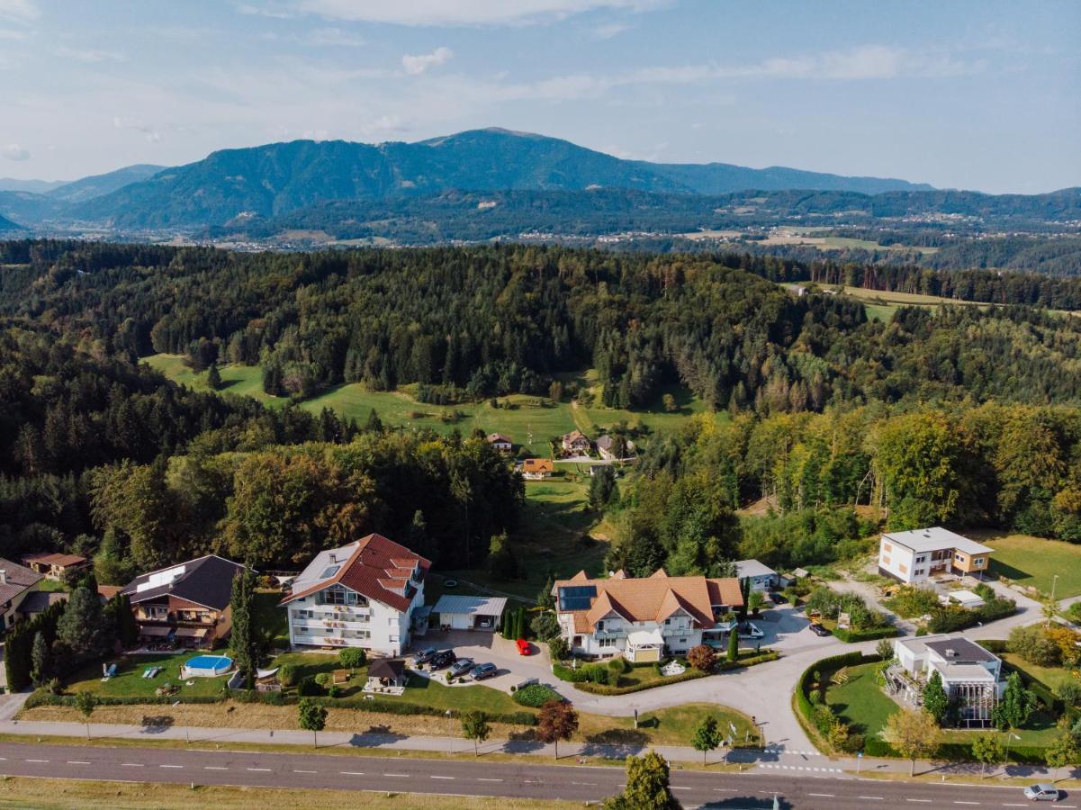 Ferienwohnungen Panorama Harrys Bike Tours Villach Exterior foto